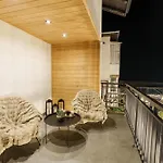 木屋 Charm - Private Mountain Retreat With Sauna, Jacuzzi & Kids Playroom 班斯科