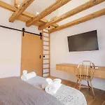 Charm - Private Mountain Retreat With Sauna, Jacuzzi & Kids Playroom 木屋 班斯科