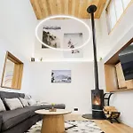 Charm - Private Mountain Retreat With Sauna, Jacuzzi & Kids Playroom Dağ evi Bansko