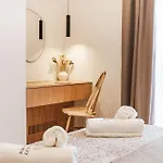 Шале Charm - Private Mountain Retreat With Sauna, Jacuzzi & Kids Playroom Банско