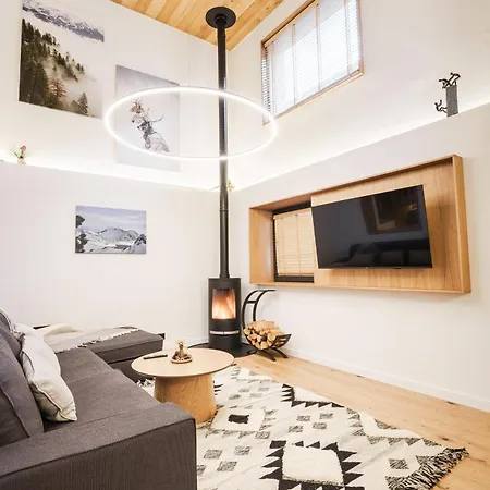 Шале Charm - Private Mountain Retreat With Sauna, Jacuzzi & Kids Playroom *