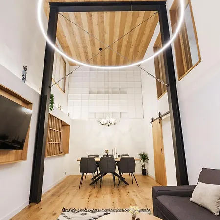 Шале Charm - Private Mountain Retreat With Sauna, Jacuzzi & Kids Playroom