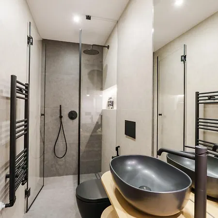 Charm - Private Mountain Retreat With Sauna, Jacuzzi & Kids Playroom * Бансько