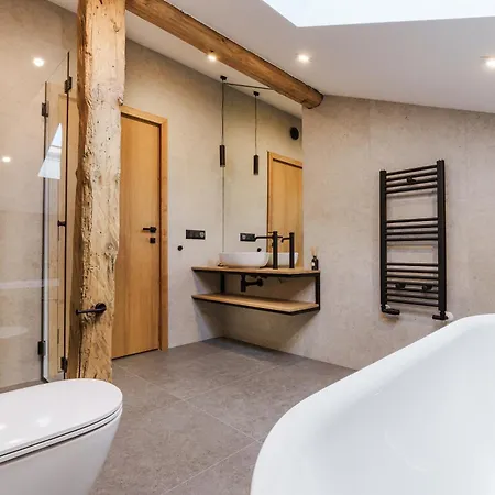 Charm - Private Mountain Retreat With Sauna, Jacuzzi & Kids Playroom Шале *