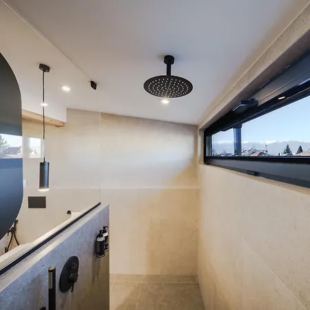 Charm - Private Mountain Retreat With Sauna, Jacuzzi & Kids Playroom Шале *